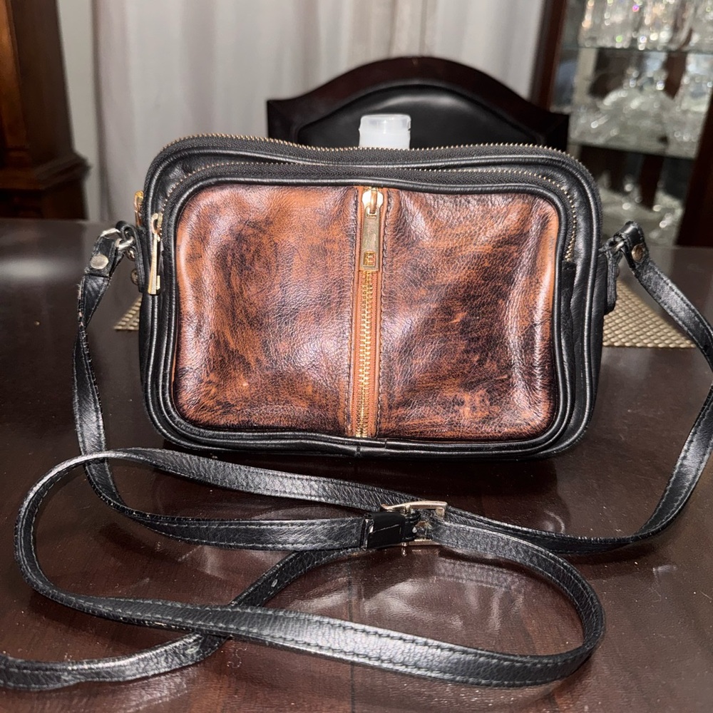 Leather Crossbody Bag in Black and Brown - Classic Two-Tone Design